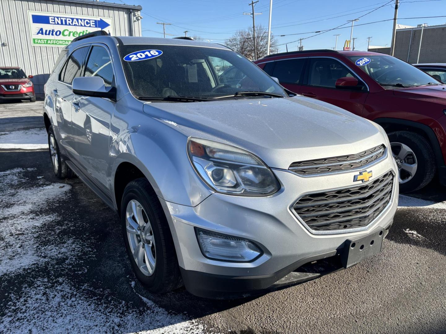2016 SILVER Chevrolet EQUINOX LT LT AWD (2GNFLFEK0G6) with an 2.4L L4 DOHC 16V FFV engine, 6A transmission, located at 100 West Coliseum Boulevard, Fort Wayne, IN, 46805, (260) 471-0567, 41.119961, -85.140312 - 2016 Chevrolet EQUINOX LT LT AWD - Photo#1