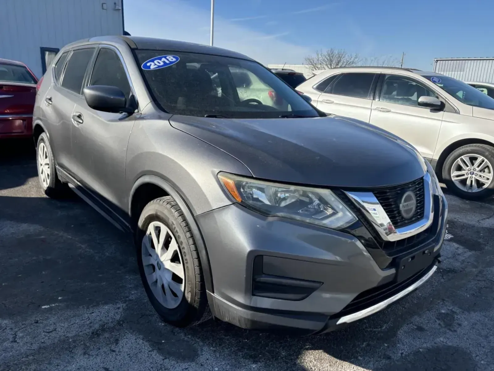 2018 GRAY Nissan ROGUE S; SL; SV SV 2WD (5N1AT2MT5JC) with an 2.5L L4 DOHC 16V engine, CVT transmission, located at 100 West Coliseum Boulevard, Fort Wayne, IN, 46805, (260) 471-0567, 41.119961, -85.140312 - 2018 Nissan ROGUE S; SL; SV SV 2WD - Photo#1