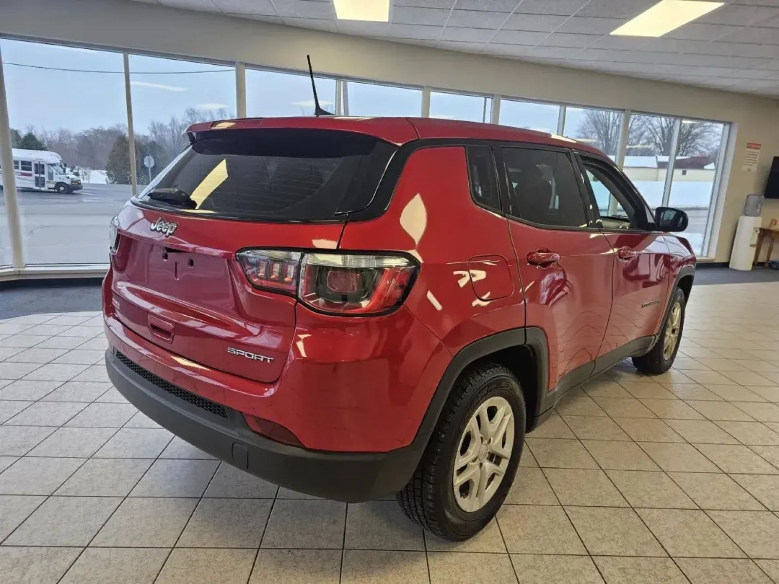 2018 RED Jeep COMPASS SPORT (3C4NJCAB7JT) with an Other engine, located at 502 South Main Street, Columbia City, IN, 46725, (260) 244-4645, 41.151382, -85.490578 - **Unlock Your Adventurous Spirit with the 2018 Jeep Compass Sport!**<br /> <br /> Are you ready to elevate your daily commute or embark on weekend getaways? Discover the perfect blend of style, versatility, and functionality with the 2018 Jeep Compass Sport, now available at Auto Credit in Toledo, O - Photo#2