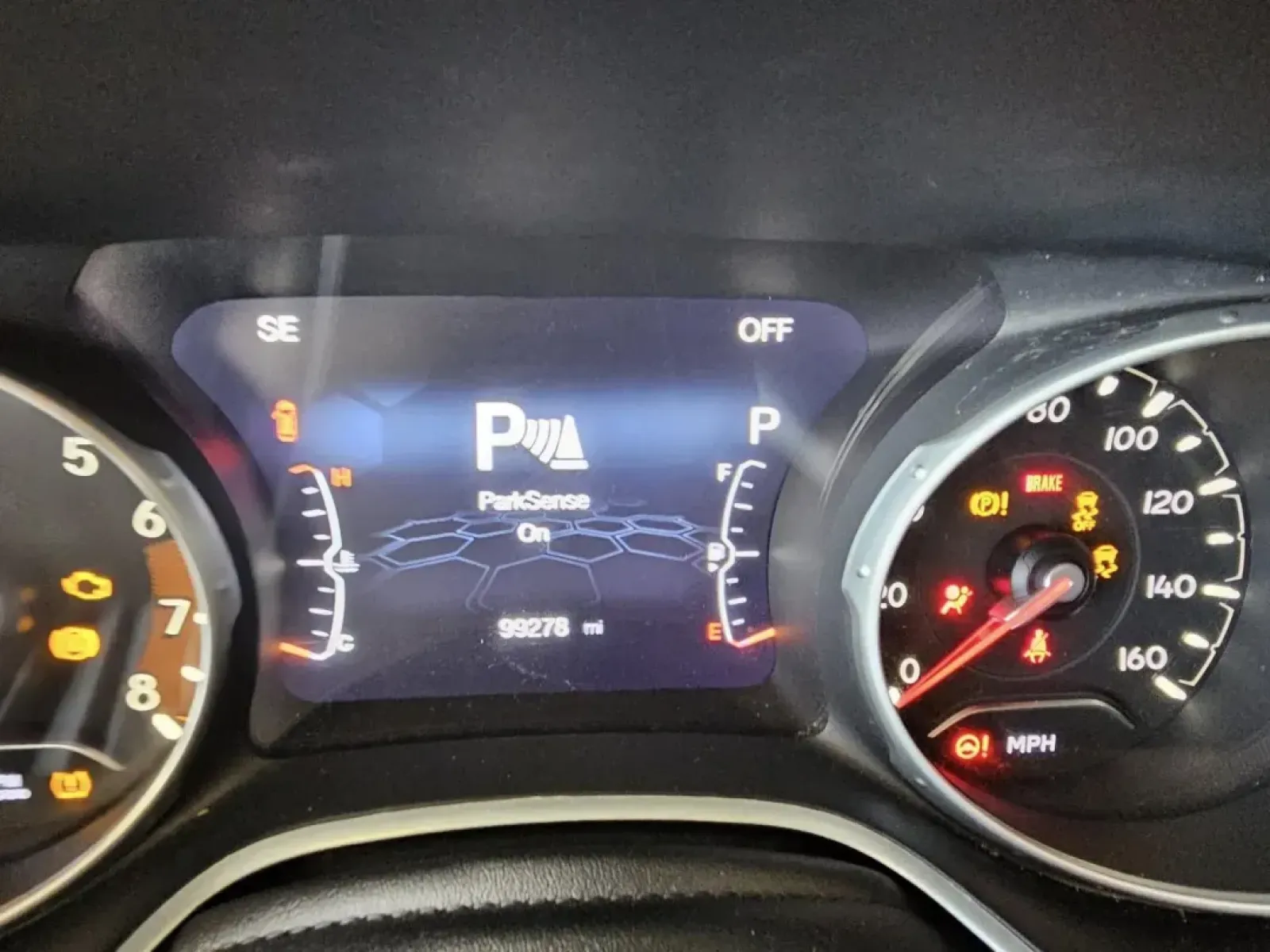 2018 RED Jeep COMPASS SPORT (3C4NJCAB7JT) with an Other engine, located at 502 South Main Street, Columbia City, IN, 46725, (260) 244-4645, 41.151382, -85.490578 - **Unlock Your Adventurous Spirit with the 2018 Jeep Compass Sport!**<br /> <br /> Are you ready to elevate your daily commute or embark on weekend getaways? Discover the perfect blend of style, versatility, and functionality with the 2018 Jeep Compass Sport, now available at Auto Credit in Toledo, O - Photo#8