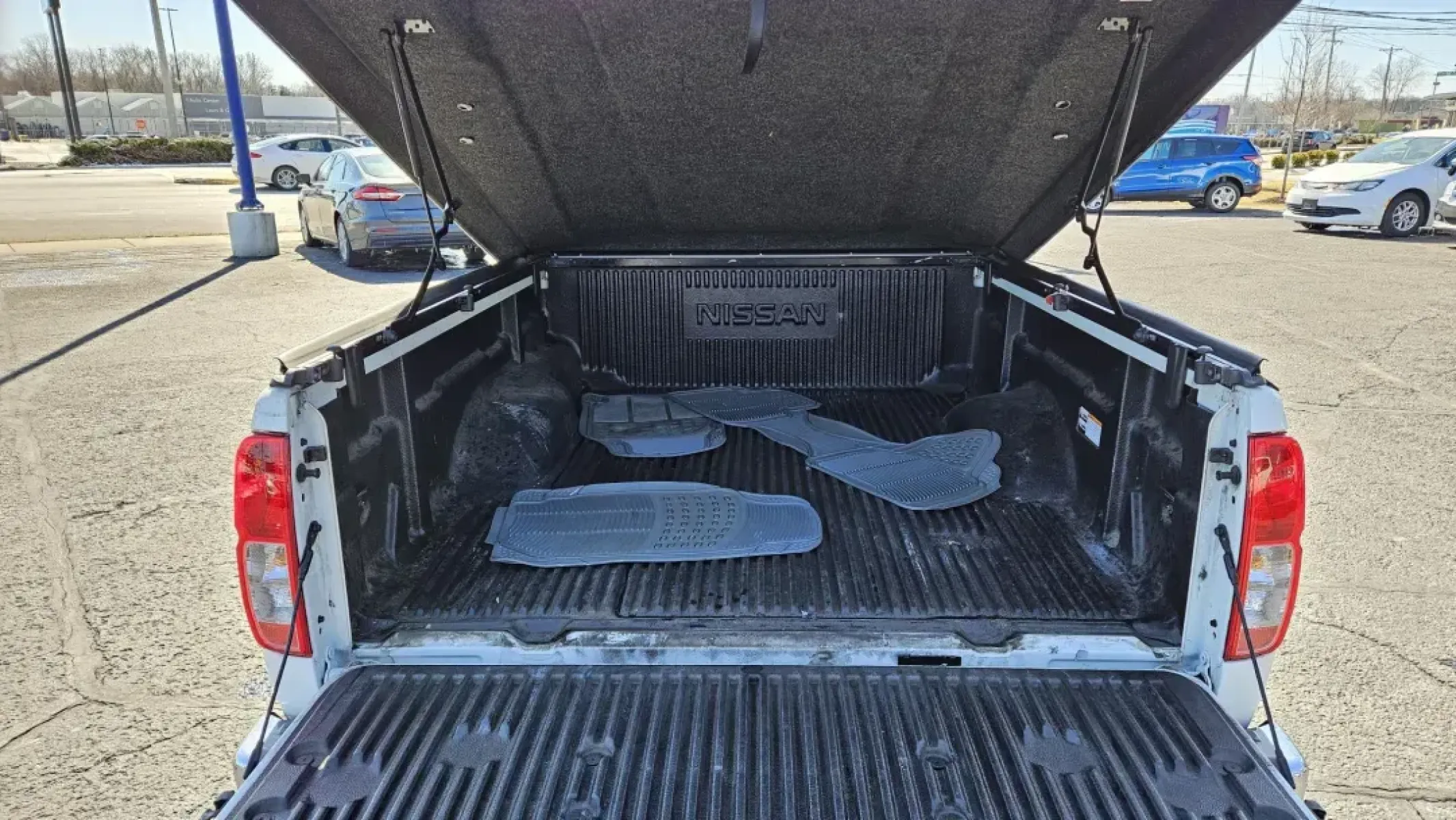 2016 Nissan FRONTIER S; SV (1N6BD0CTXGN) with an Other engine, located at 5744 Central Avenue, Toledo, OH, 43615, (419) 724-0130, 41.676781, -83.682137 - 2016 Nissan FRONTIER S; SV - Photo#8