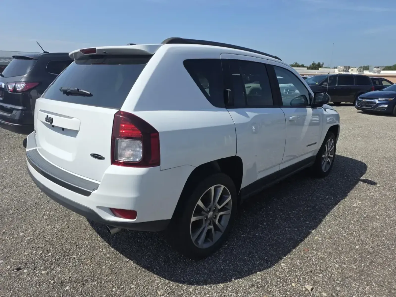 2016 Jeep Compass (1C4NJDBB0GD) with an Other engine, located at 15 Petro Dr, Warsaw, IN, 46582, (574) 306-0055, 41.273563, -85.857544 - **Embark on Your Next Adventure: 2016 Jeep Compass Sport at Auto Credit, Warsaw, IN**<br /> <br /> Are you ready to elevate your lifestyle with a vehicle that complements your adventurous spirit? Look no further than this stunning 2016 Jeep Compass Sport, available now at Auto Credit in Warsaw, Indi - Photo#7