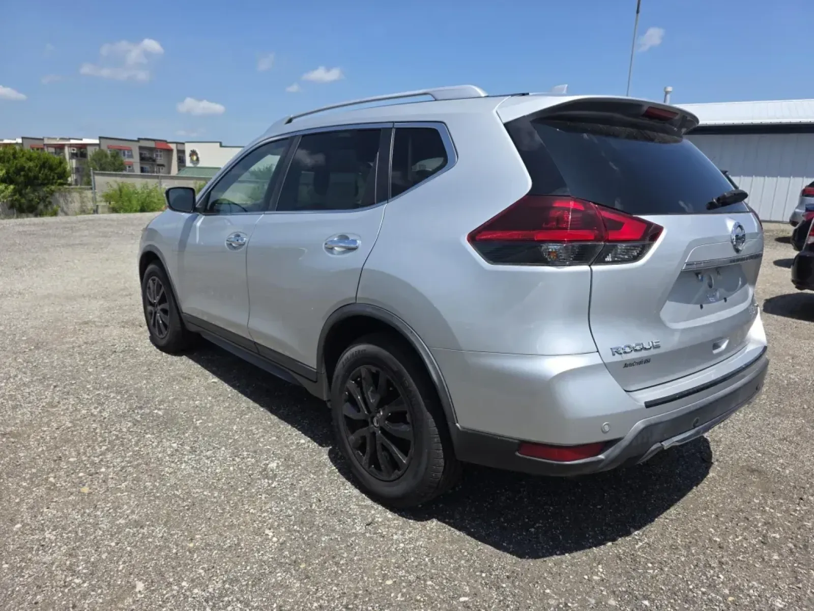 2020 Nissan Rogue (KNMAT2MT9LP) with an Other engine, located at 15 Petro Dr, Warsaw, IN, 46582, (574) 306-0055, 41.273563, -85.857544 - **Discover Your Next Adventure with the 2020 Nissan Rogue at Auto Credit in Warsaw, IN!**<br /> <br /> Are you ready to elevate your lifestyle with a versatile and reliable vehicle? The 2020 Nissan Rogue is here to make every drive a pleasure, whether you're tackling your daily commute, embarking on - Photo#1