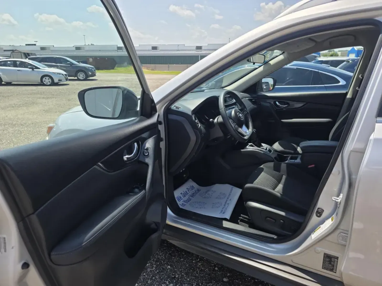 2017 Nissan Rogue (KNMAT2MV6HP) with an Other engine, located at 15 Petro Dr, Warsaw, IN, 46582, (574) 306-0055, 41.273563, -85.857544 - Are you ready to elevate your daily commute and weekend adventures? Discover the perfect blend of style, comfort, and reliability with this 2017 Nissan Rogue, now available at Auto Credit in Warsaw, Indiana. This versatile 4-door wagon is designed for modern lifestyles, making it an ideal choice for - Photo#2