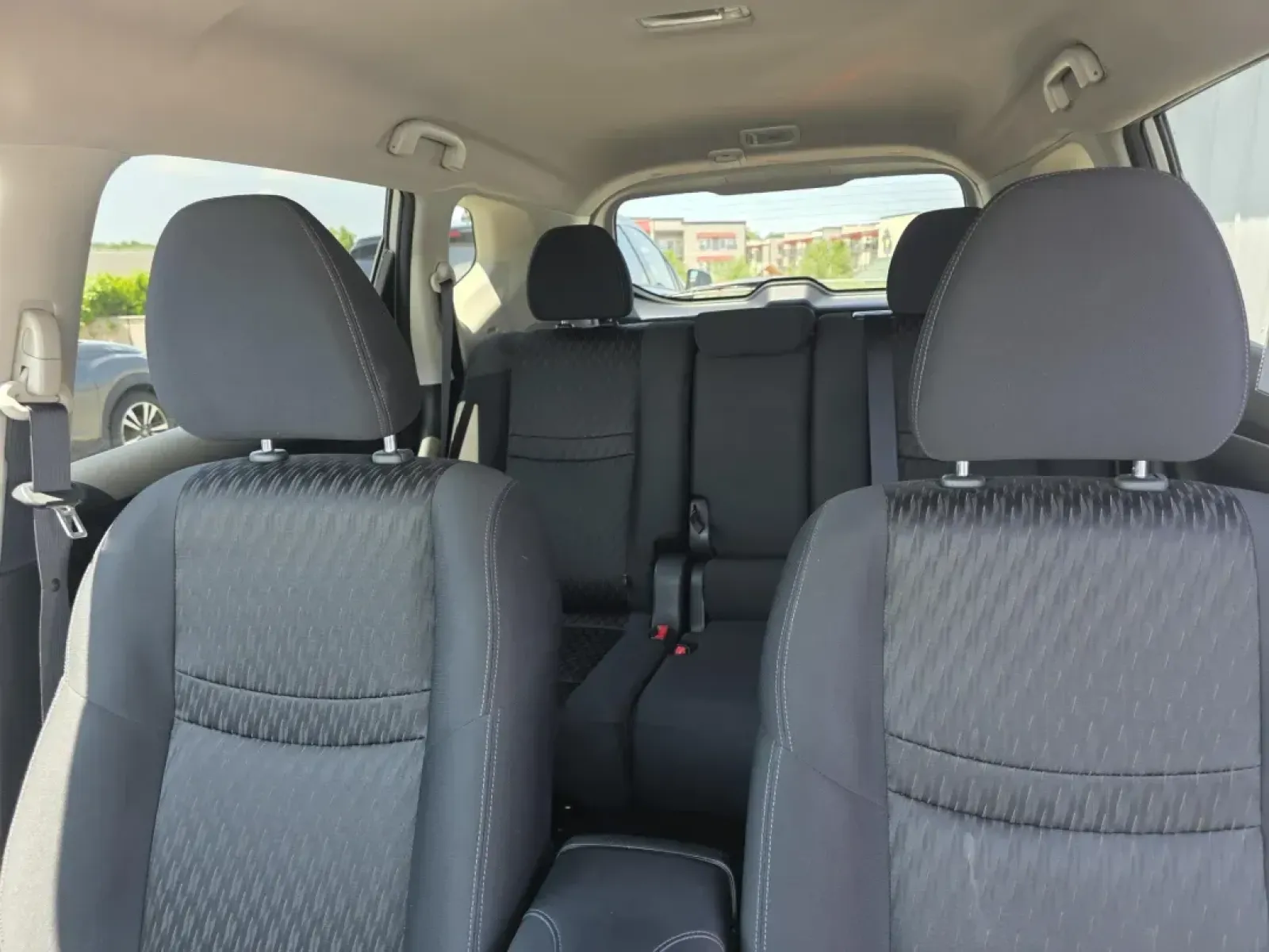 2017 Nissan Rogue (KNMAT2MV6HP) with an Other engine, located at 15 Petro Dr, Warsaw, IN, 46582, (574) 306-0055, 41.273563, -85.857544 - Are you ready to elevate your daily commute and weekend adventures? Discover the perfect blend of style, comfort, and reliability with this 2017 Nissan Rogue, now available at Auto Credit in Warsaw, Indiana. This versatile 4-door wagon is designed for modern lifestyles, making it an ideal choice for - Photo#4