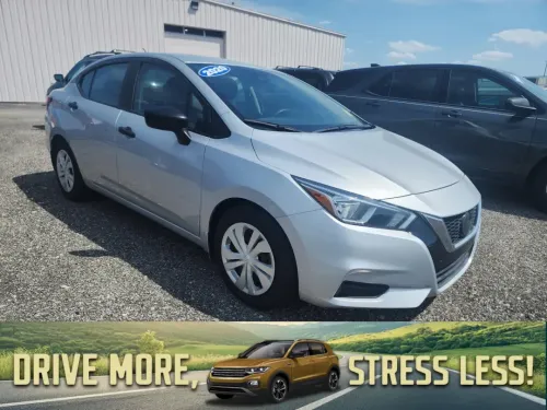 2020 Nissan VERSA SV 