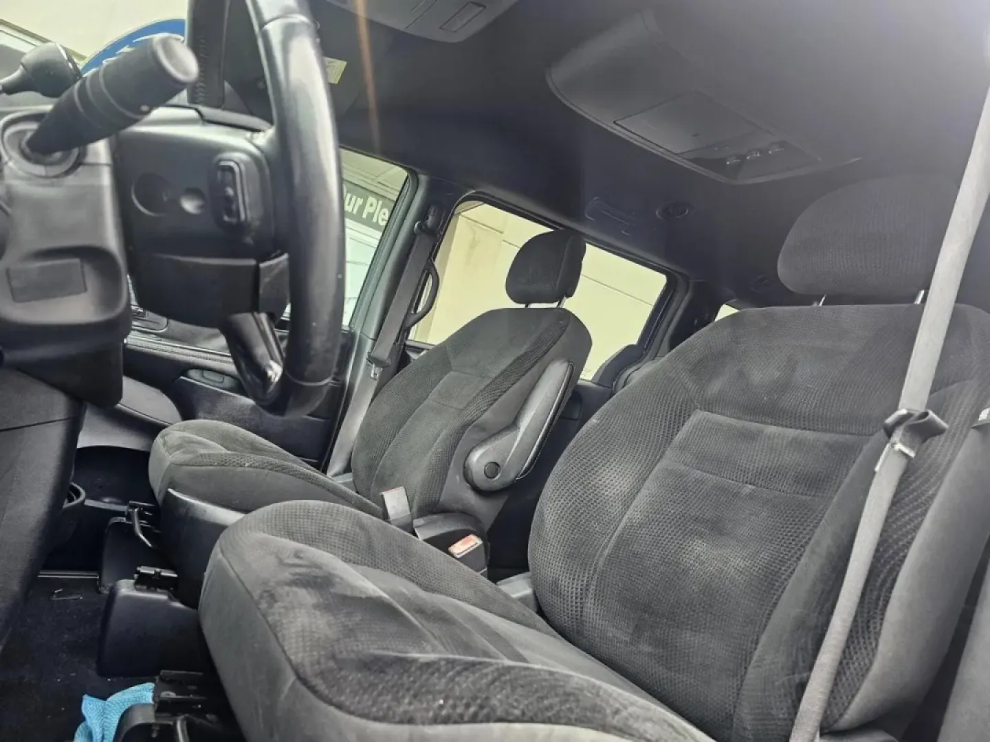 2019 Dodge Grand Caravan (2C4RDGBG5KR) with an Other engine, located at 502 South Main Street, Columbia City, IN, 46725, (260) 244-4645, 41.151382, -85.490578 - **Discover Freedom and Family Adventures with the 2019 Dodge Grand Caravan SE!**<br /> <br /> Are you searching for the perfect vehicle to enhance your family adventures or daily commutes around Columbia City? Look no further than the versatile and spacious 2019 Dodge Grand Caravan SE. This van is d - Photo#3