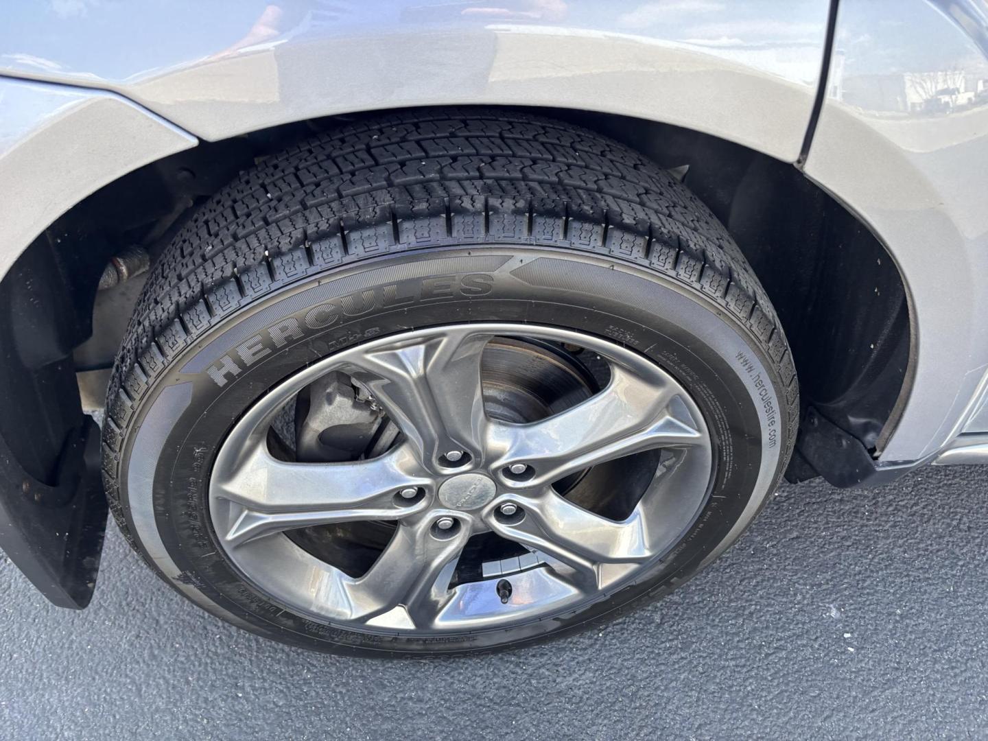 2016 SILVER Dodge JOURNEY CROSSROAD (3C4PDDGG1GT) with an Other engine, located at 100 West Coliseum Boulevard, Fort Wayne, IN, 46805, (260) 471-0567, 41.119961, -85.140312 - 2016 Dodge JOURNEY CROSSROAD - Photo#12