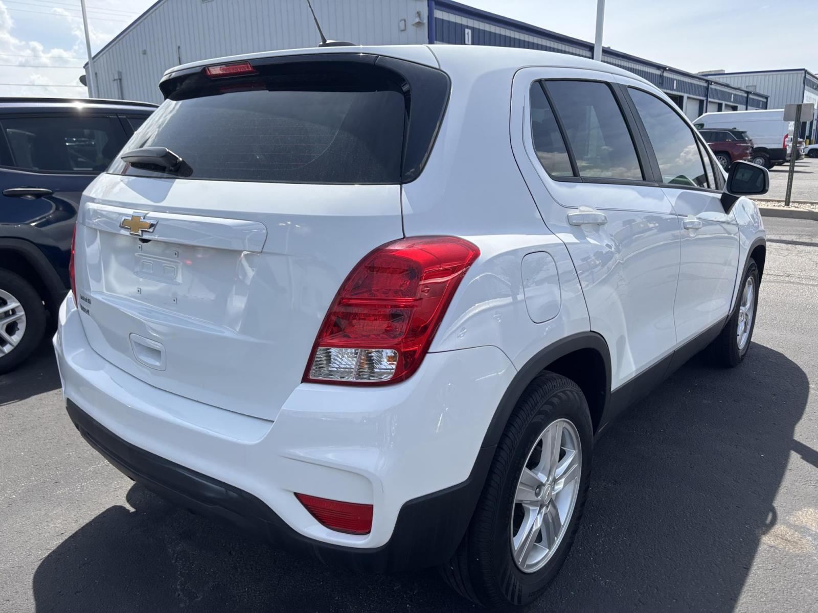 2020 Chevrolet TRAX LS (KL7CJKSB0LB) with an Other engine, located at 100 West Coliseum Boulevard, Fort Wayne, IN, 46805, (260) 471-0567, 41.119961, -85.140312 - 2020 Chevrolet TRAX LS - Photo#2