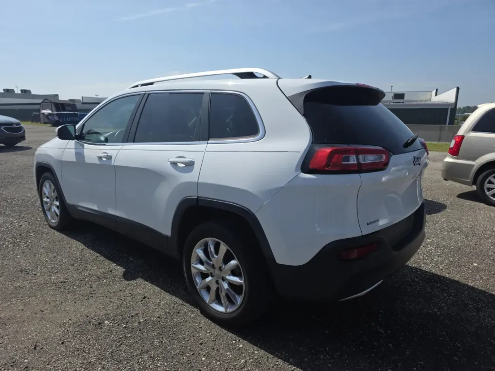 2017 Jeep Cherokee (1C4PJLDB2HW) with an Other engine, located at 15 Petro Dr, Warsaw, IN, 46582, (574) 306-0055, 41.273563, -85.857544 - **Unleash Your Adventurous Spirit with the 2017 Jeep Cherokee Limited!**<br /> <br /> Are you ready to elevate your weekend adventures and daily commutes? The 2017 Jeep Cherokee Limited is your perfect companion, seamlessly blending style, comfort, and capability. With its rugged design and advanced - Photo#1