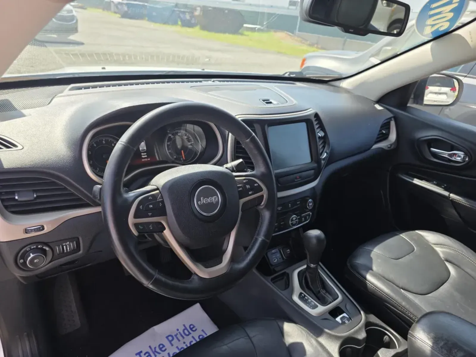 2017 Jeep Cherokee (1C4PJLDB2HW) with an Other engine, located at 15 Petro Dr, Warsaw, IN, 46582, (574) 306-0055, 41.273563, -85.857544 - **Unleash Your Adventurous Spirit with the 2017 Jeep Cherokee Limited!**<br /> <br /> Are you ready to elevate your weekend adventures and daily commutes? The 2017 Jeep Cherokee Limited is your perfect companion, seamlessly blending style, comfort, and capability. With its rugged design and advanced - Photo#3