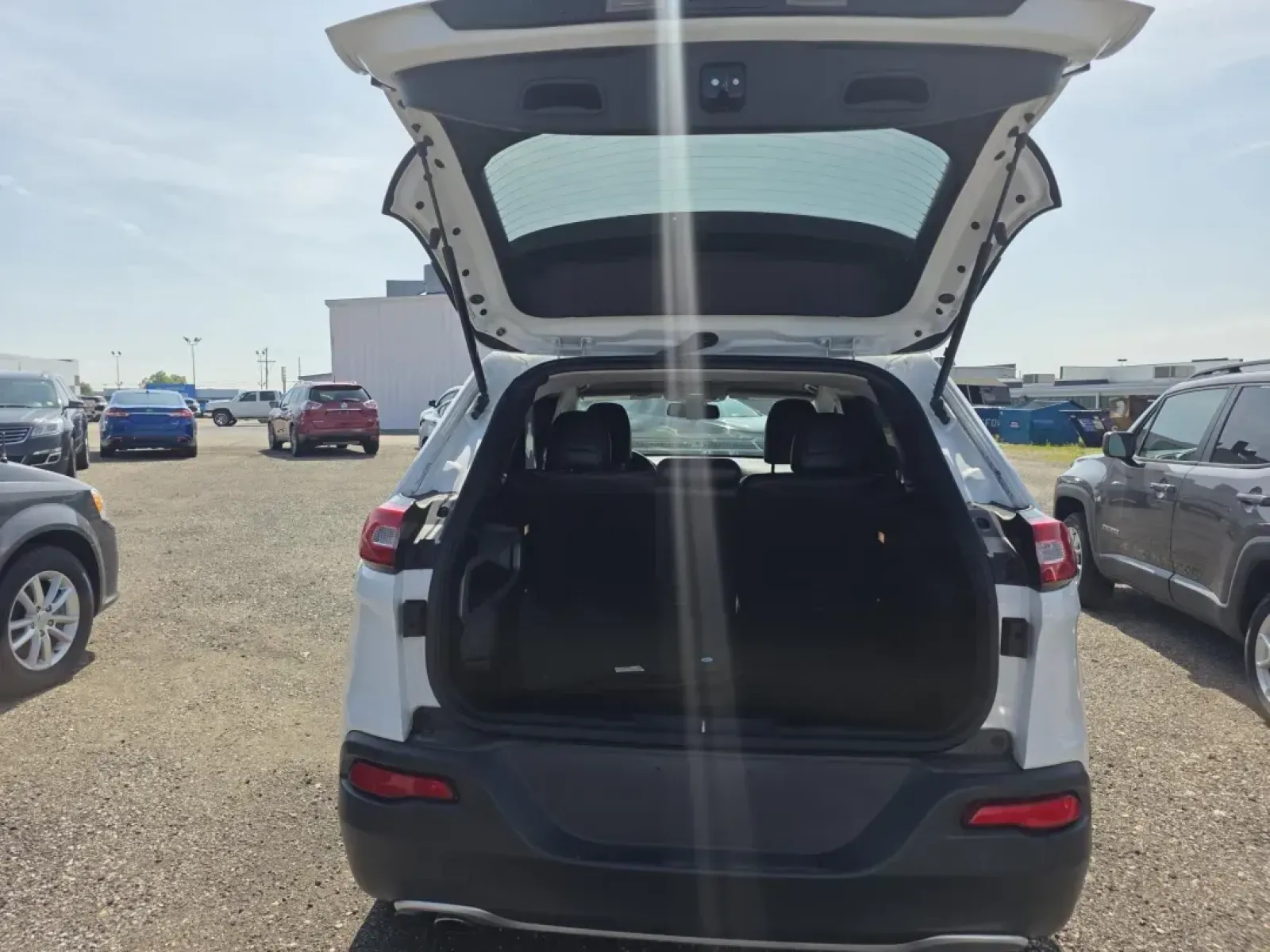 2017 Jeep Cherokee (1C4PJLDB2HW) with an Other engine, located at 15 Petro Dr, Warsaw, IN, 46582, (574) 306-0055, 41.273563, -85.857544 - **Unleash Your Adventurous Spirit with the 2017 Jeep Cherokee Limited!**<br /> <br /> Are you ready to elevate your weekend adventures and daily commutes? The 2017 Jeep Cherokee Limited is your perfect companion, seamlessly blending style, comfort, and capability. With its rugged design and advanced - Photo#6