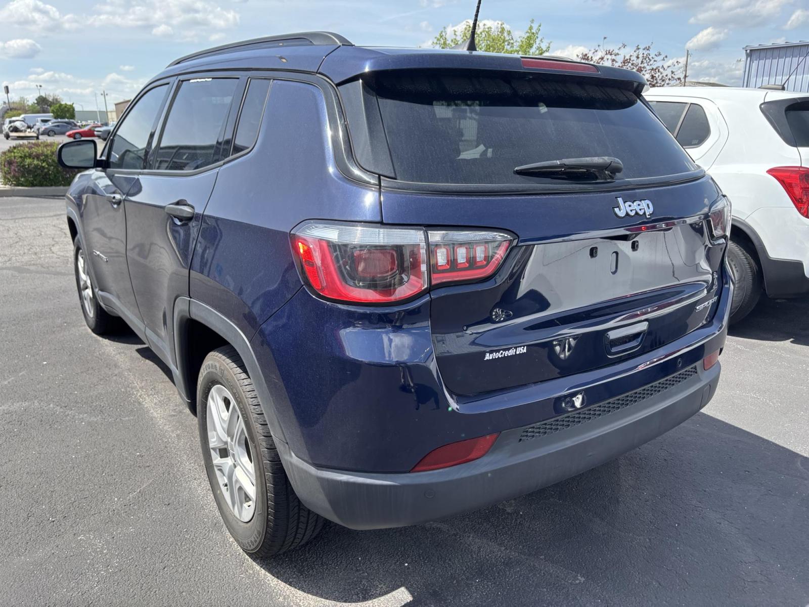 2018 Jeep COMPASS SPORT (3C4NJCAB8JT) with an Other engine, located at 100 West Coliseum Boulevard, Fort Wayne, IN, 46805, (260) 471-0567, 41.119961, -85.140312 - 2018 Jeep COMPASS SPORT - Photo#5