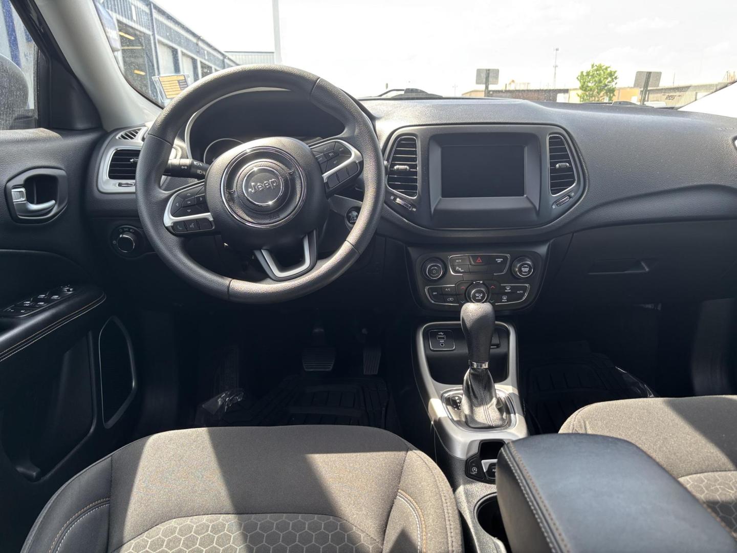 2018 Jeep Compass (3C4NJCAB8JT) with an Other engine, located at 100 West Coliseum Boulevard, Fort Wayne, IN, 46805, (260) 471-0567, 41.119961, -85.140312 - **Discover Adventure with this 2018 Jeep Compass Sport at Auto Credit in Fort Wayne, IN!**<br /> <br /> Are you ready to take your family on unforgettable weekend adventures or tackle daily commutes with style? The 2018 Jeep Compass Sport is the perfect companion for those who crave both functionali - Photo#8