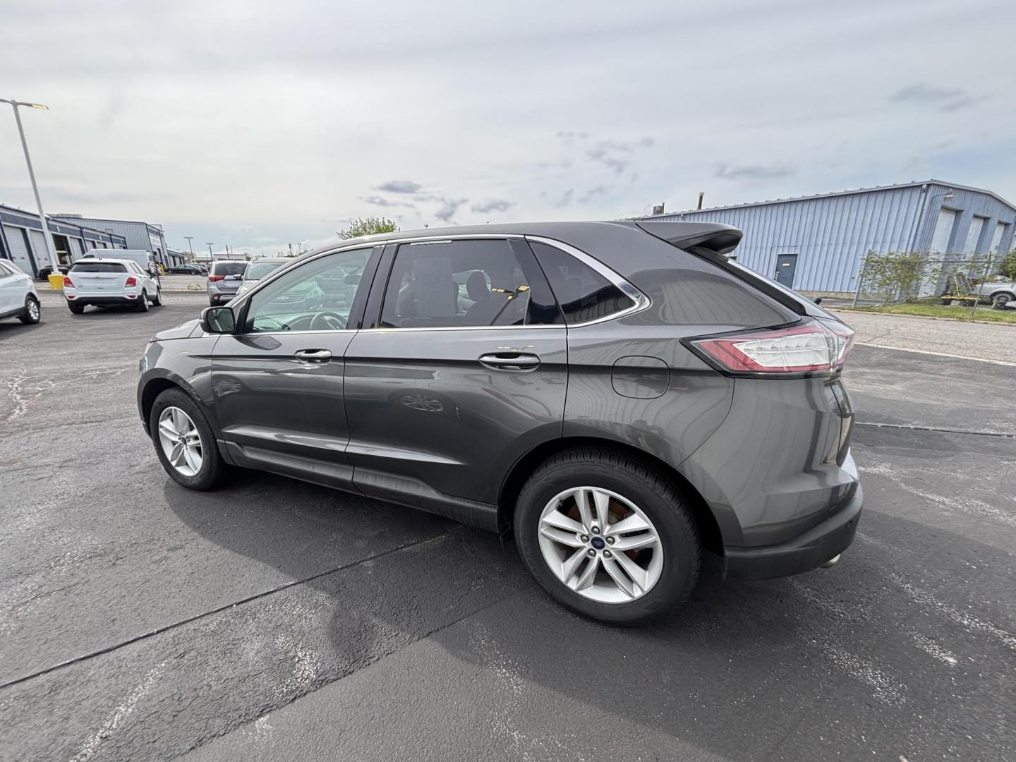 2018 GRAY Ford EDGE SEL (2FMPK3J95JB) with an Other engine, located at 100 West Coliseum Boulevard, Fort Wayne, IN, 46805, (260) 471-0567, 41.119961, -85.140312 - 2018 Ford EDGE SEL - Photo#3