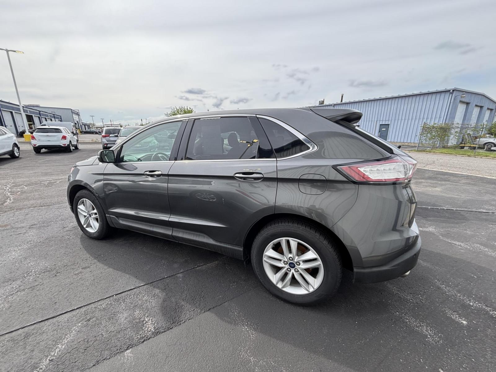 2018 GRAY Ford EDGE SEL (2FMPK3J95JB) with an Other engine, located at 100 West Coliseum Boulevard, Fort Wayne, IN, 46805, (260) 471-0567, 41.119961, -85.140312 - 2018 Ford EDGE SEL - Photo#3