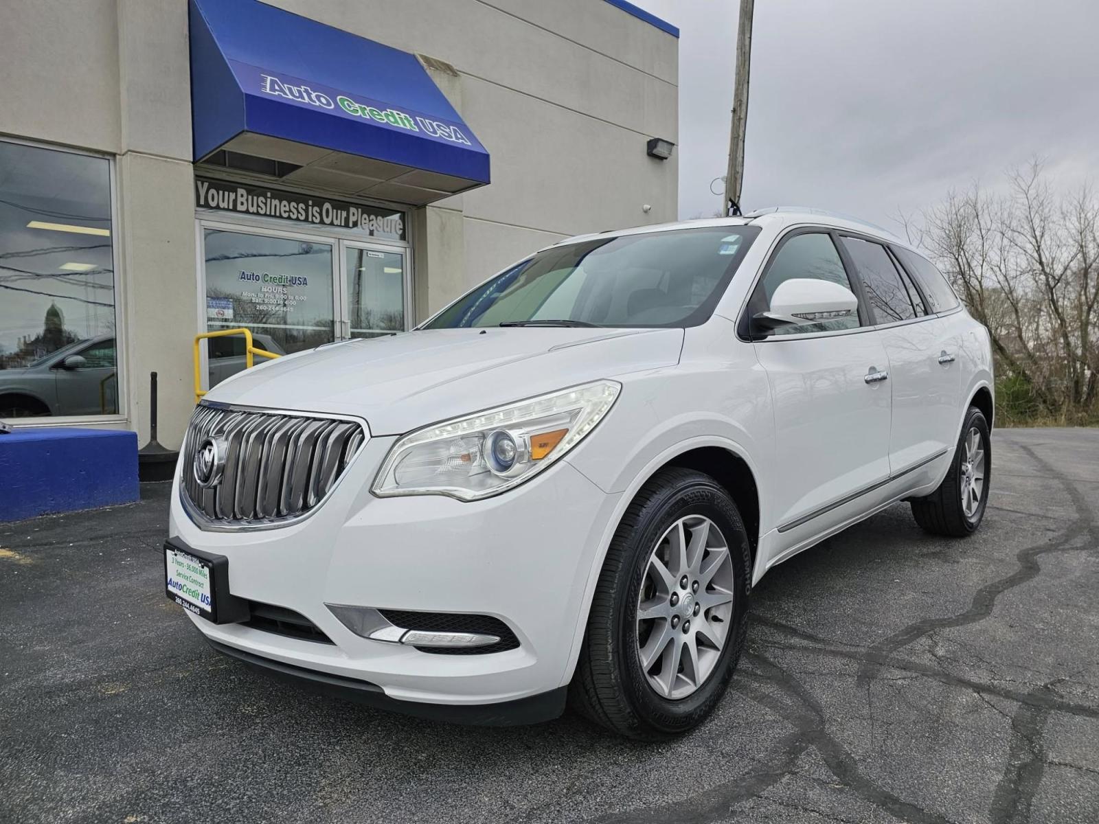 2017 WHITE /BLACK Buick Enclave Leather FWD (5GAKRBKD5HJ) with an 3.6L V6 DOHC 24V engine, 6A transmission, located at 502 South Main Street, Columbia City, IN, 46725, (260) 244-4645, 41.151382, -85.490578 - 2017 Buick Enclave Leather FWD - Photo#0