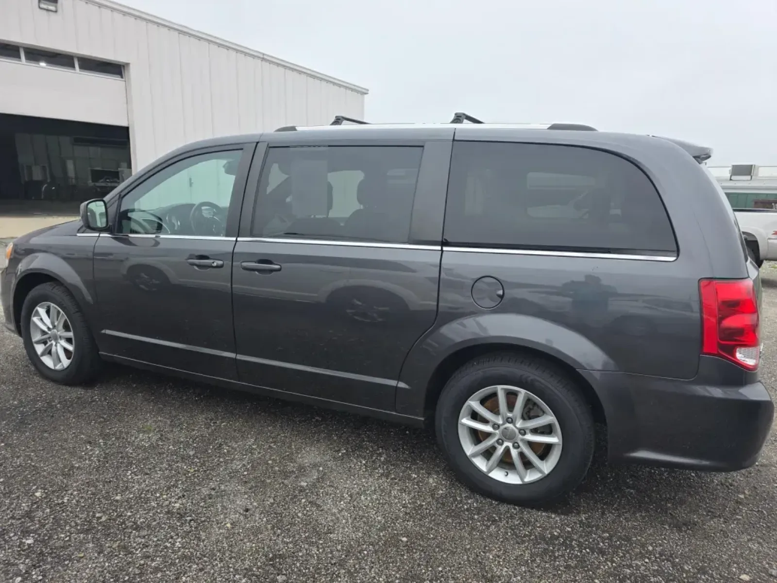 2020 Dodge GRAND CARAVAN SXT (2C4RDGCG2LR) with an Other engine, located at 15 Petro Dr, Warsaw, IN, 46582, (574) 306-0055, 41.273563, -85.857544 - 2020 Dodge GRAND CARAVAN SXT - Photo#2