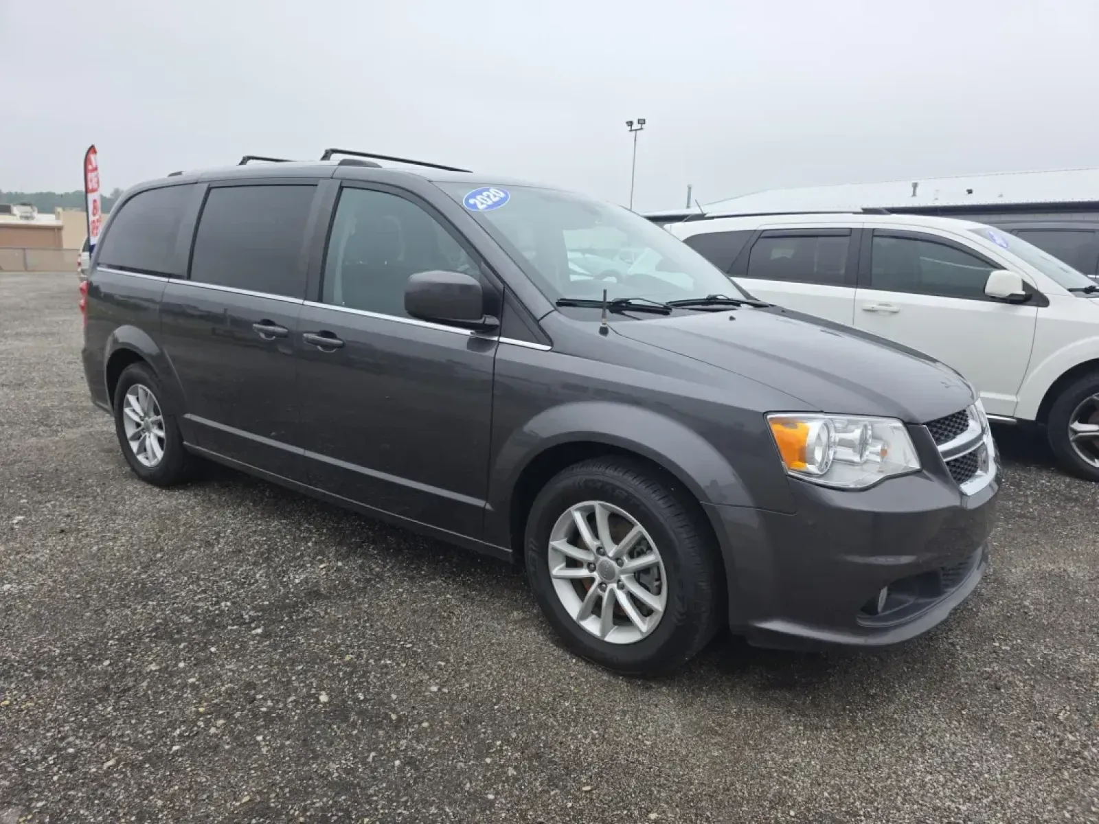 2020 Dodge GRAND CARAVAN SXT (2C4RDGCG2LR) with an Other engine, located at 15 Petro Dr, Warsaw, IN, 46582, (574) 306-0055, 41.273563, -85.857544 - 2020 Dodge GRAND CARAVAN SXT - Photo#8