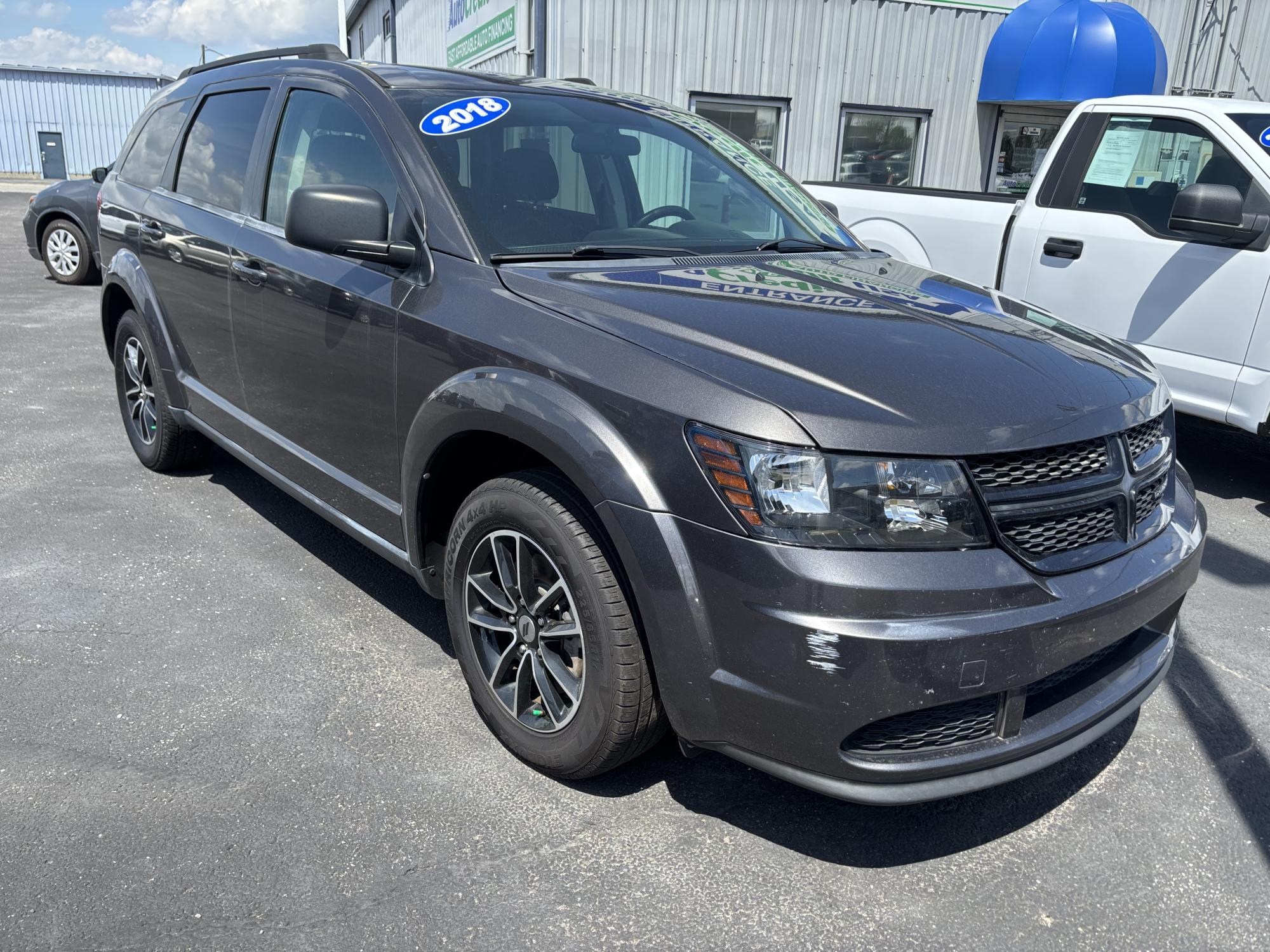 photo of 2018 Dodge JOURNEY SE 