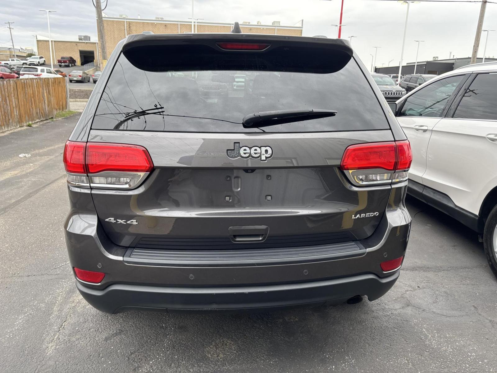 2016 Jeep GRAND CHEROKEE LARED (1C4RJFAG2GC) with an Other engine, located at 100 West Coliseum Boulevard, Fort Wayne, IN, 46805, (260) 471-0567, 41.119961, -85.140312 - 2016 Jeep GRAND CHEROKEE LARED - Photo#4
