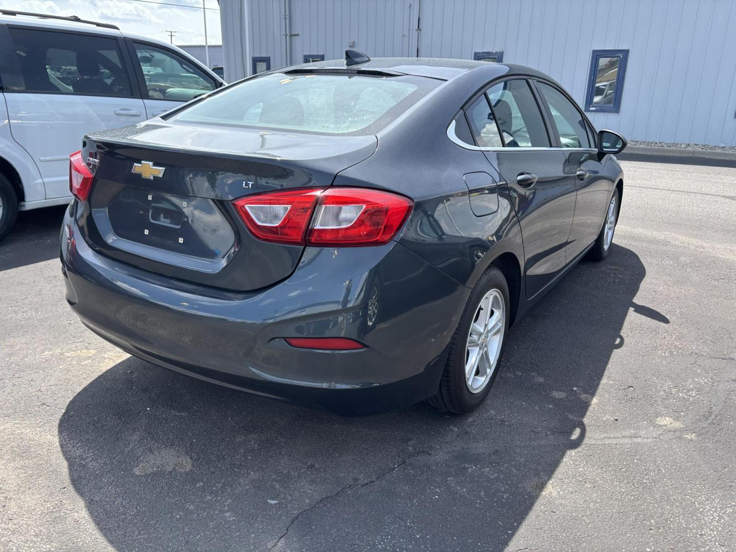 2018 Chevrolet CRUZE LT (1G1BE5SM5J7) with an Other engine, located at 100 West Coliseum Boulevard, Fort Wayne, IN, 46805, (260) 471-0567, 41.119961, -85.140312 - 2018 Chevrolet CRUZE LT - Photo#2