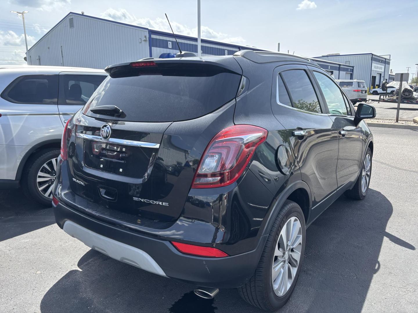 2018 Buick ENCORE PREFERRED (KL4CJASBXJB) with an Other engine, located at 100 West Coliseum Boulevard, Fort Wayne, IN, 46805, (260) 471-0567, 41.119961, -85.140312 - 2018 Buick ENCORE PREFERRED - Photo#3