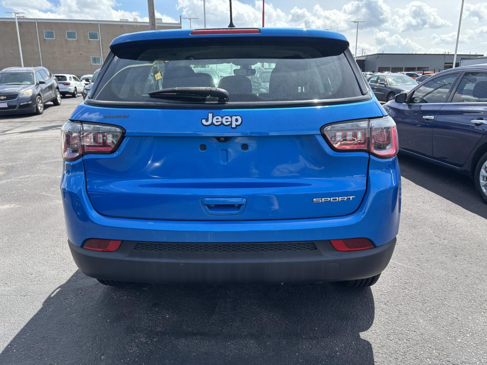 2018 Jeep COMPASS SPORT (3C4NJCAB8JT) with an Other engine, located at 100 West Coliseum Boulevard, Fort Wayne, IN, 46805, (260) 471-0567, 41.119961, -85.140312 - 2018 Jeep COMPASS SPORT - Photo#4