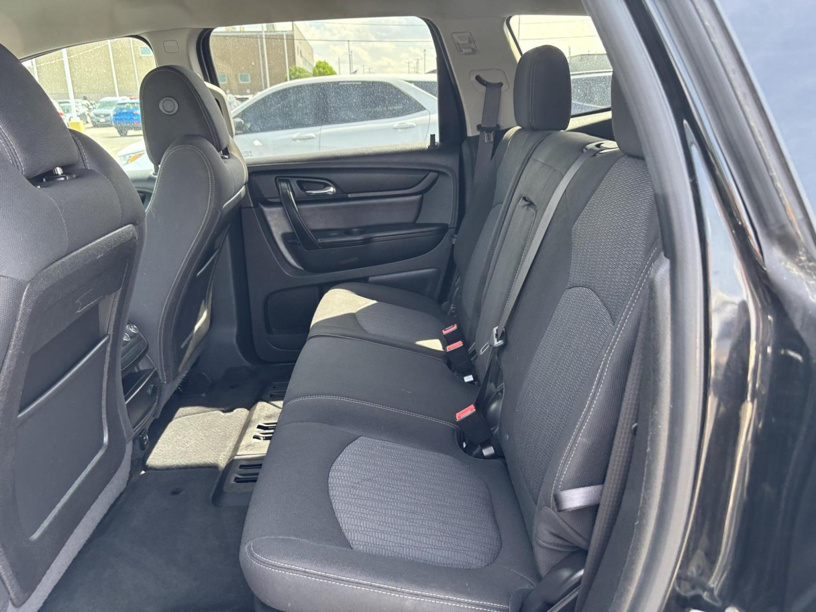 2017 BLACK Chevrolet TRAVERSE 1LT (1GNKVGKD8HJ) with an Other engine, located at 100 West Coliseum Boulevard, Fort Wayne, IN, 46805, (260) 471-0567, 41.119961, -85.140312 - 2017 Chevrolet TRAVERSE 1LT - Photo#6