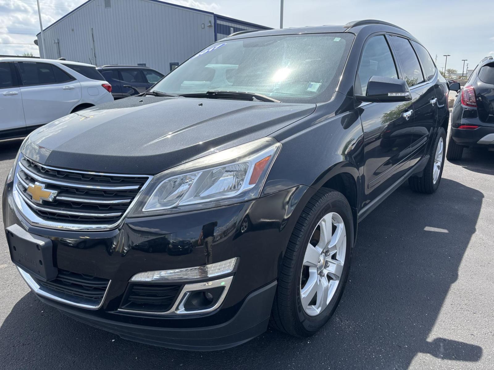 2017 BLACK Chevrolet TRAVERSE 1LT (1GNKVGKD8HJ) with an Other engine, located at 100 West Coliseum Boulevard, Fort Wayne, IN, 46805, (260) 471-0567, 41.119961, -85.140312 - 2017 Chevrolet TRAVERSE 1LT - Photo#1