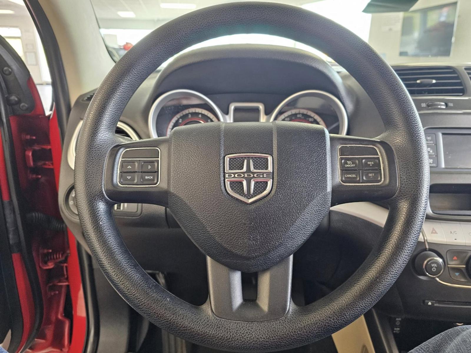 2017 RED /TAN Dodge Journey SXT (3C4PDCBG0HT) with an 3.6L V6 DOHC 24V engine, 4A transmission, located at 502 South Main Street, Columbia City, IN, 46725, (260) 244-4645, 41.151382, -85.490578 - Photo#8