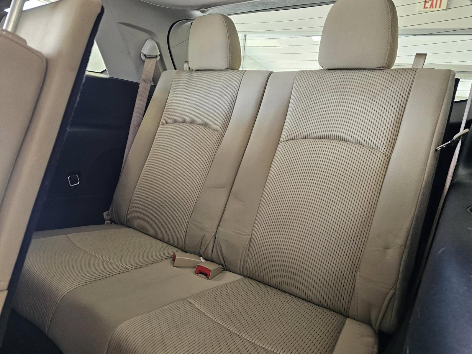 2017 RED /TAN Dodge Journey SXT (3C4PDCBG0HT) with an 3.6L V6 DOHC 24V engine, 4A transmission, located at 502 South Main Street, Columbia City, IN, 46725, (260) 244-4645, 41.151382, -85.490578 - Photo#4
