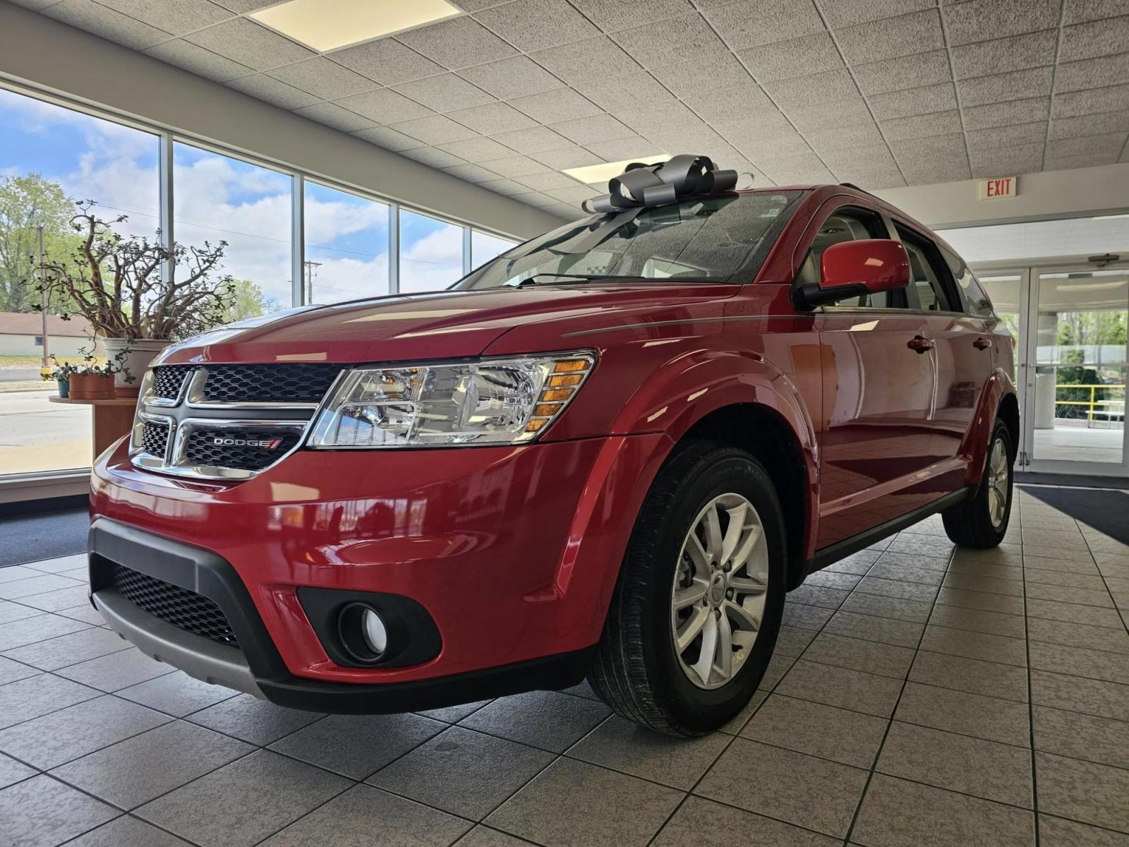 2017 RED /TAN Dodge Journey SXT (3C4PDCBG0HT) with an 3.6L V6 DOHC 24V engine, 4A transmission, located at 502 South Main Street, Columbia City, IN, 46725, (260) 244-4645, 41.151382, -85.490578 - Photo#0