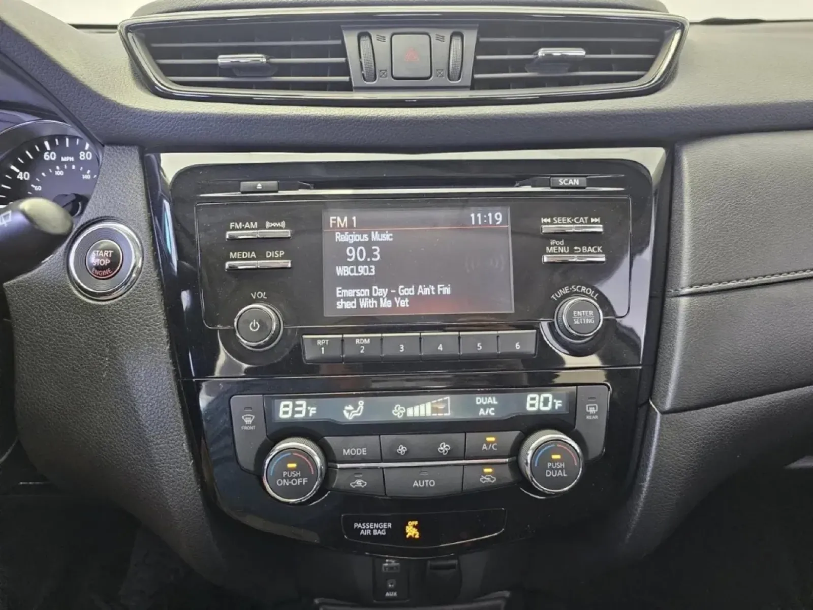 2017 WHITE Nissan Rogue (JN8AT2MT8HW) with an Other engine, located at 502 South Main Street, Columbia City, IN, 46725, (260) 244-4645, 41.151382, -85.490578 - ### Discover Your Next Adventure with the 2017 Nissan Rogue at Auto Credit!<br /> <br /> Are you in search of a reliable SUV that seamlessly fits into your active lifestyle? Look no further than this 2017 Nissan Rogue, available now at Auto Credit in Columbia City, Indiana. Whether you're navigating - Photo#4