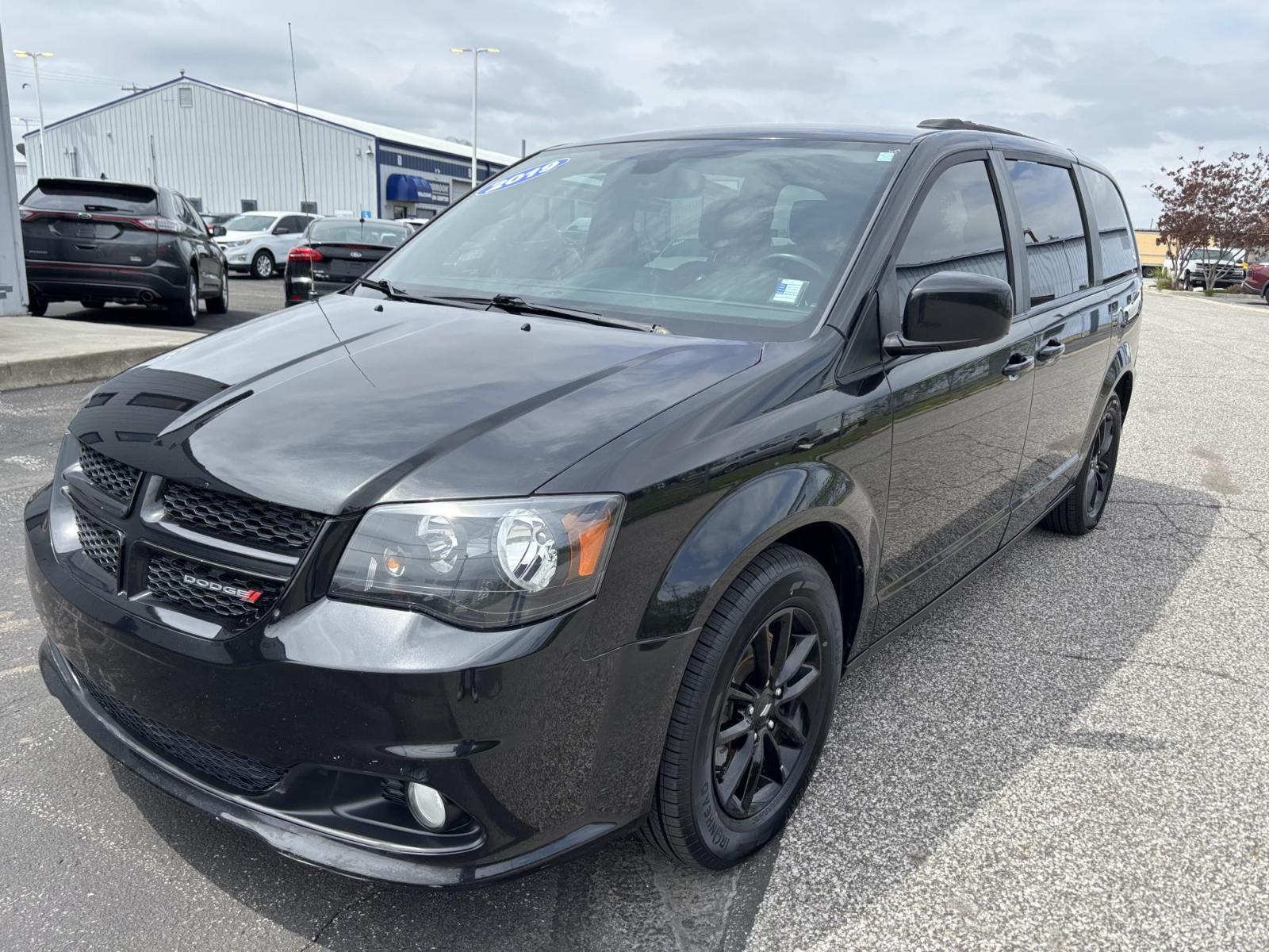 2019 BLACK /black Dodge Grand Caravan GT (2C4RDGEGXKR) with an 3.6L V6 DOHC 24V engine, 6A transmission, located at 100 West Coliseum Boulevard, Fort Wayne, IN, 46805, (260) 471-0567, 41.119961, -85.140312 - Photo#2