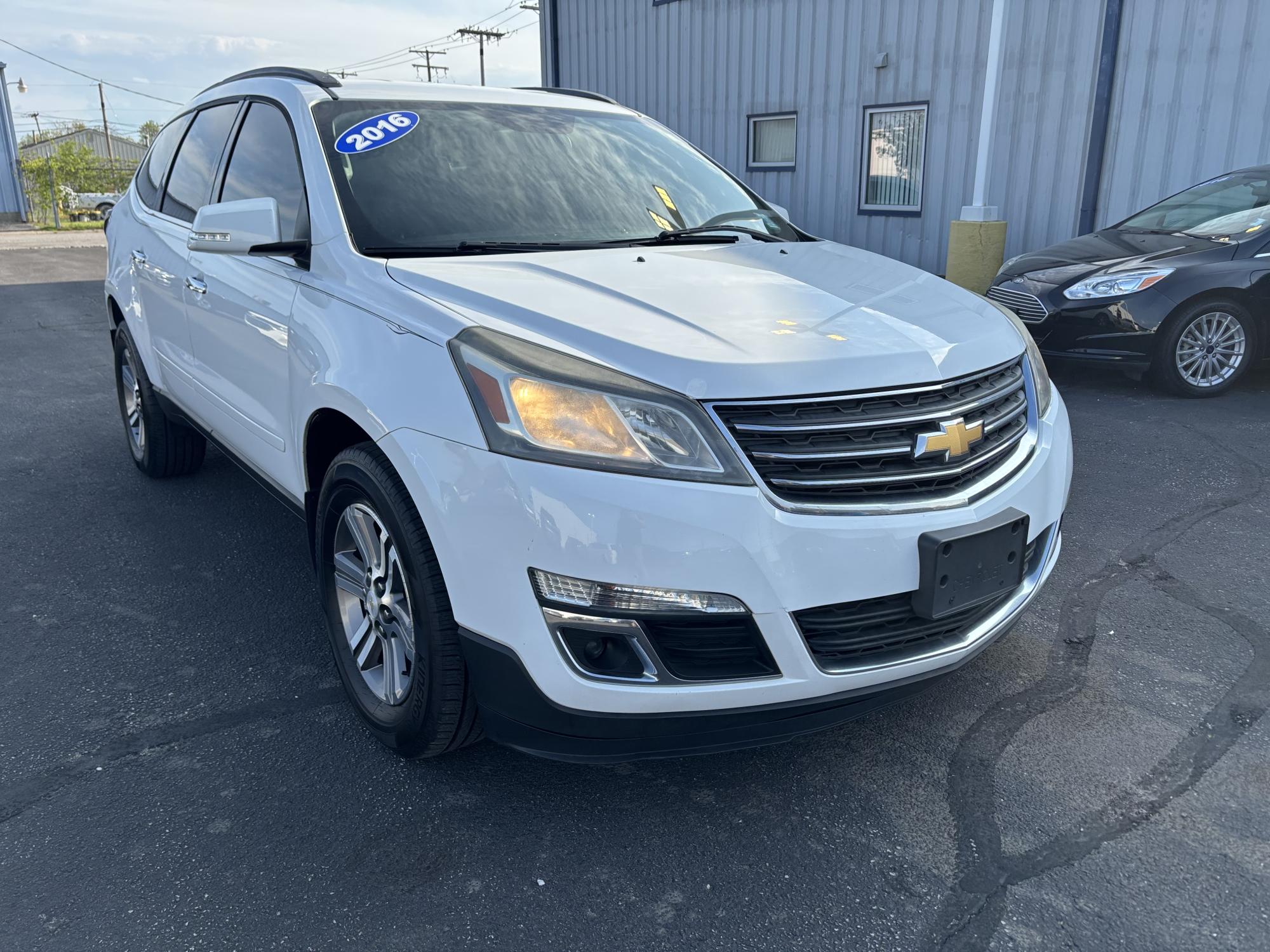 2016 Chevrolet Traverse 2LT FWD