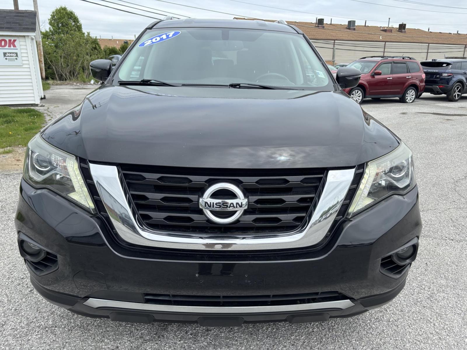 2017 BLACK /black Nissan Pathfinder Platinum 2WD (5N1DR2MN1HC) with an 3.5L V6 DOHC 24V engine, CVT transmission, located at 100 West Coliseum Boulevard, Fort Wayne, IN, 46805, (260) 471-0567, 41.119961, -85.140312 - Photo#1