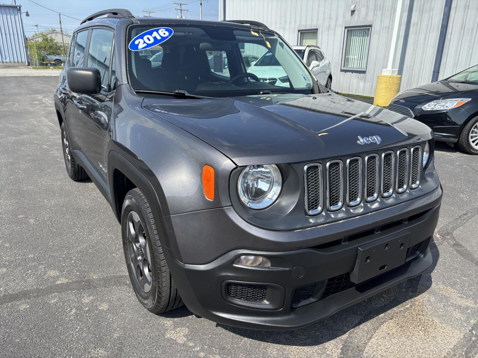 2016 GRAY /black Jeep Renegade Sport FWD (ZACCJAATXGP) with an 2.4L L4 DOHC 16V engine, 6M transmission, located at 100 West Coliseum Boulevard, Fort Wayne, IN, 46805, (260) 471-0567, 41.119961, -85.140312 - Photo#0