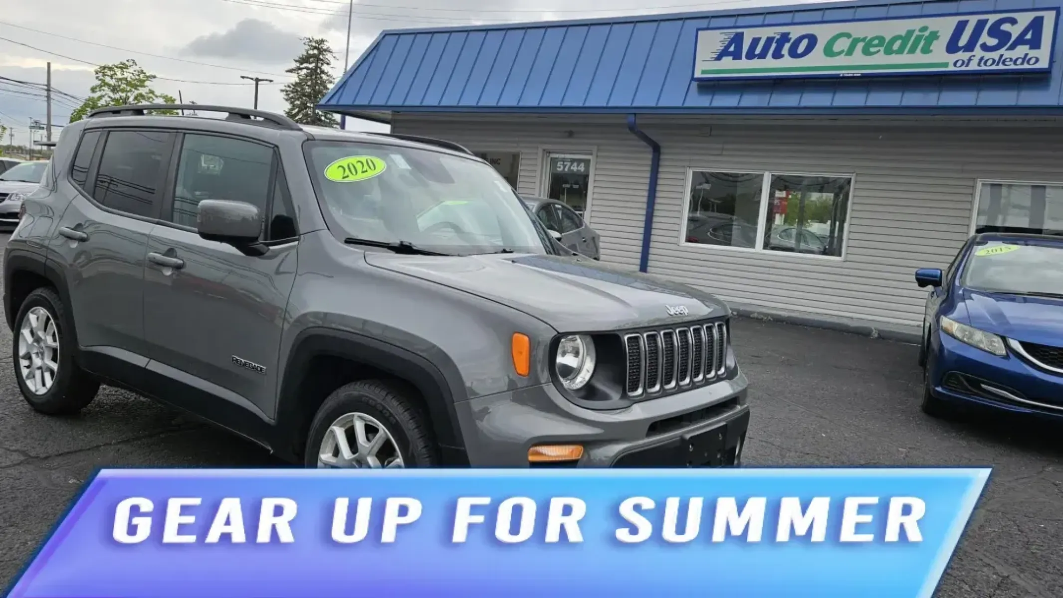 2020 Jeep RENEGADE LATITUDE (ZACNJABB4LP) with an Other engine, located at 5744 Central Avenue, Toledo, OH, 43615, (419) 724-0130, 41.676781, -83.682137 - 2020 Jeep RENEGADE LATITUDE - Photo#0