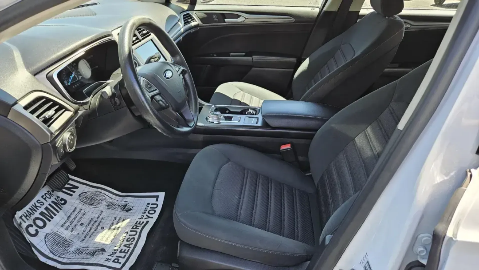 2017 Ford FUSION SE (3FA6P0H71HR) with an Other engine, located at 5744 Central Avenue, Toledo, OH, 43615, (419) 724-0130, 41.676781, -83.682137 - 2017 Ford FUSION SE - Photo#8