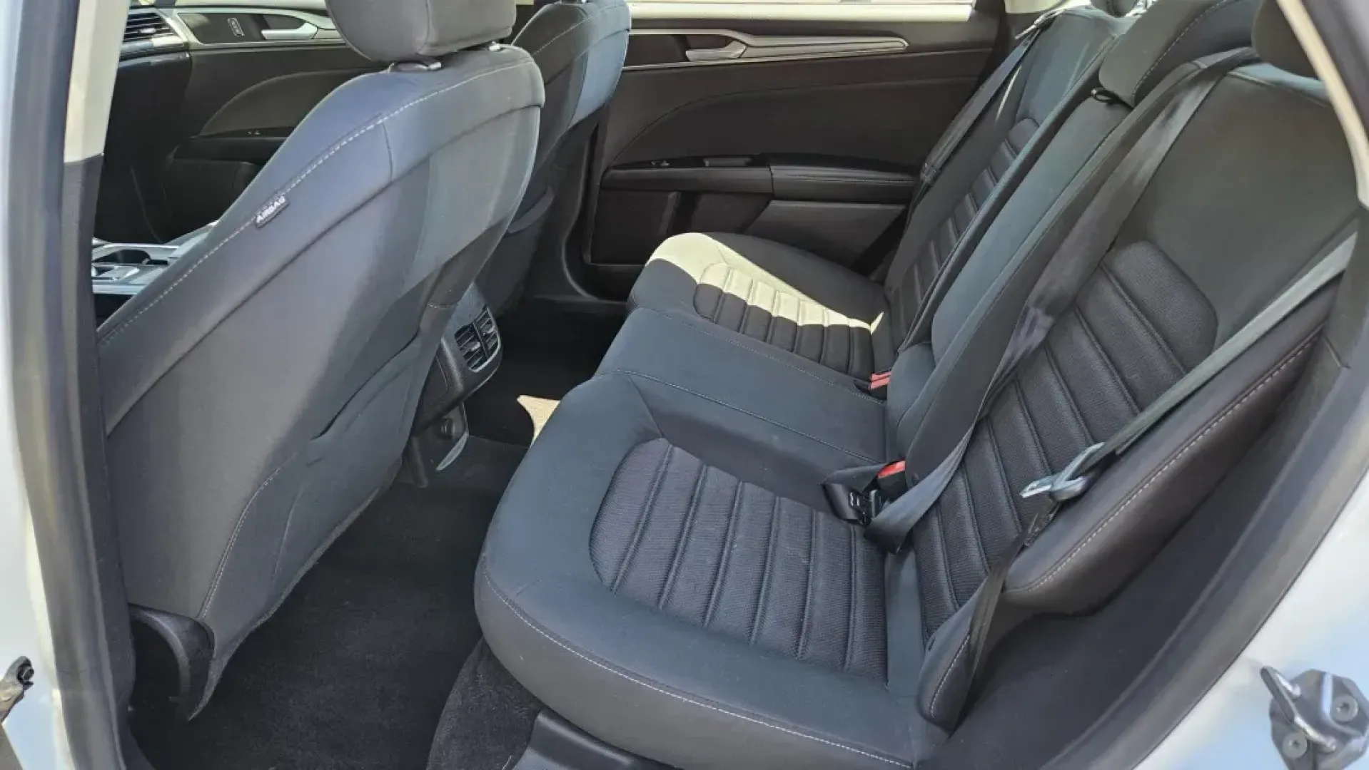 2017 Ford FUSION SE (3FA6P0H71HR) with an Other engine, located at 5744 Central Avenue, Toledo, OH, 43615, (419) 724-0130, 41.676781, -83.682137 - 2017 Ford FUSION SE - Photo#9