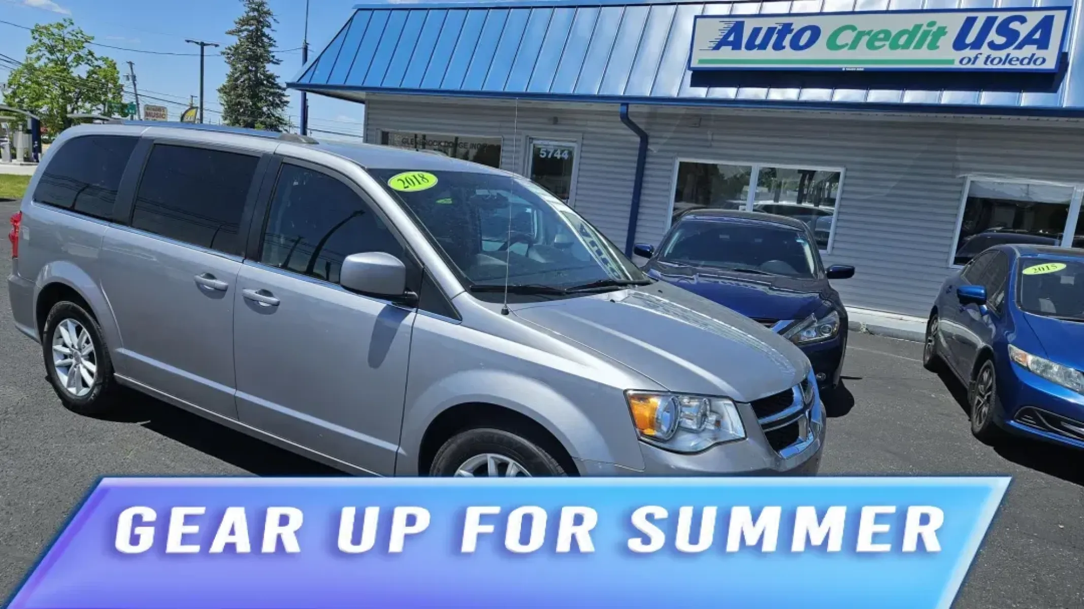 2018 Dodge GRAND CARAVAN SXT (2C4RDGCG9JR) with an Other engine, located at 5744 Central Avenue, Toledo, OH, 43615, (419) 724-0130, 41.676781, -83.682137 - 2018 Dodge GRAND CARAVAN SXT - Photo#0