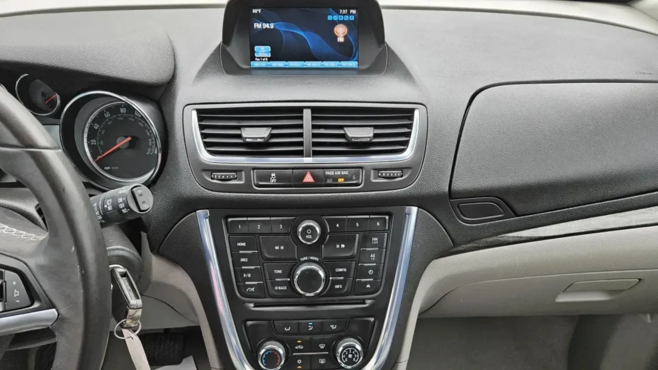 2016 Buick ENCORE BASE (KL4CJASB8GB) with an Other engine, located at 5744 Central Avenue, Toledo, OH, 43615, (419) 724-0130, 41.676781, -83.682137 - 2016 Buick ENCORE BASE - Photo#8