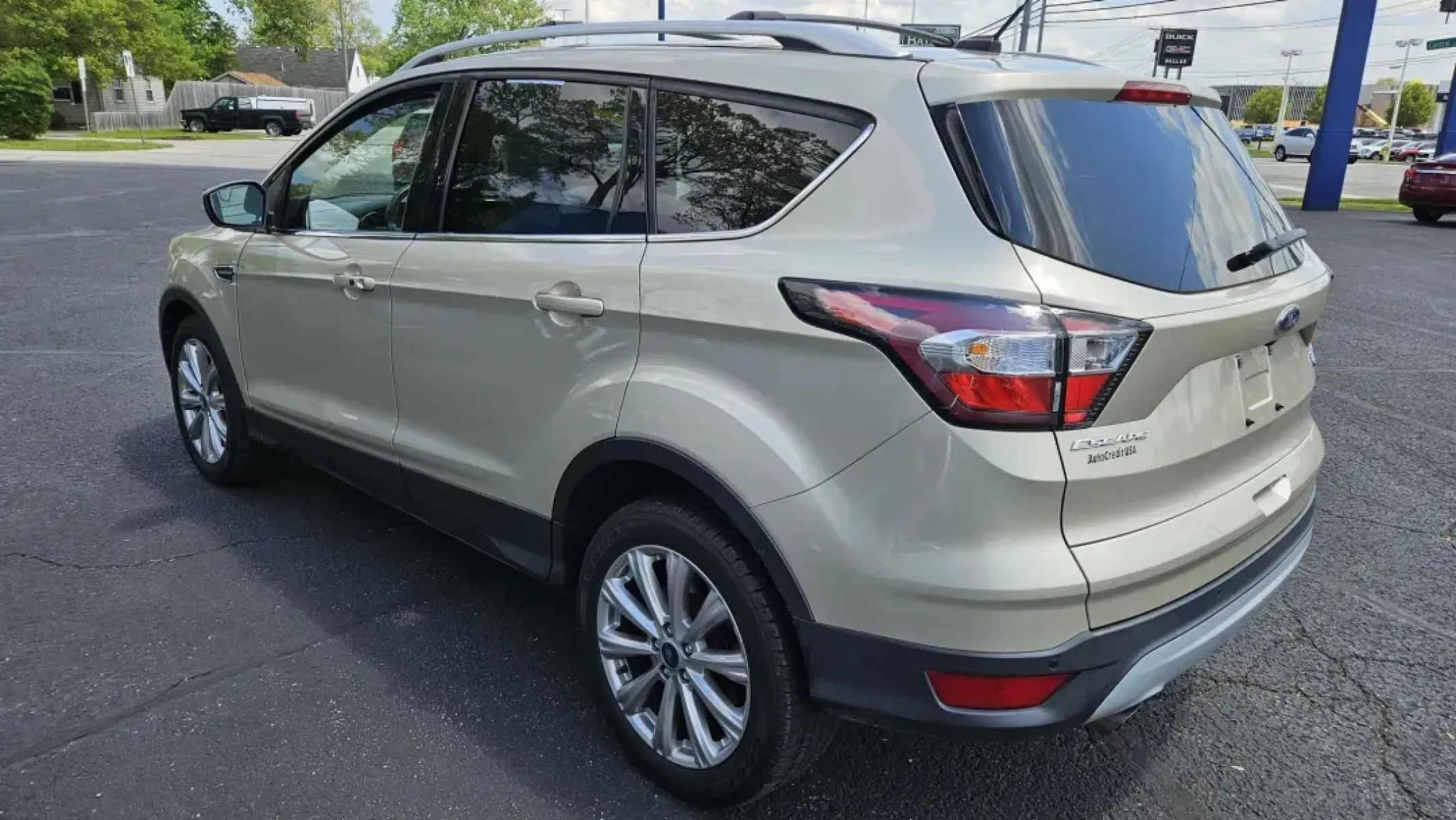 2017 Ford ESCAPE TITANIUM (1FMCU0J95HU) with an Other engine, located at 5744 Central Avenue, Toledo, OH, 43615, (419) 724-0130, 41.676781, -83.682137 - 2017 Ford ESCAPE TITANIUM - Photo#2