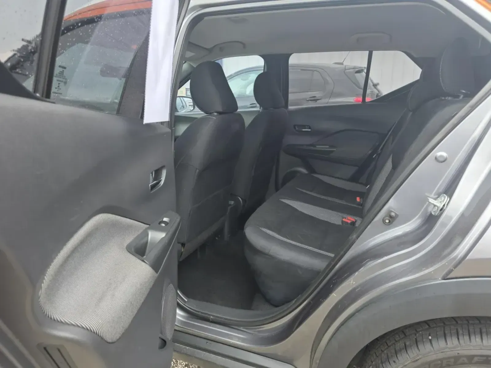 2018 Nissan KICKS SR; S; SV (3N1CP5CU4JL) with an Other engine, located at 15 Petro Dr, Warsaw, IN, 46582, (574) 306-0055, 41.273563, -85.857544 - **Discover Your Adventure with the 2018 Nissan KICKS SR - Perfect for Family Road Trips and Daily Commuting!**<br /> <br /> Are you ready for your next adventure or perhaps a reliable vehicle to tackle those daily commutes? Look no further than the 2018 Nissan KICKS SR, available now at Auto Credit, - Photo#4