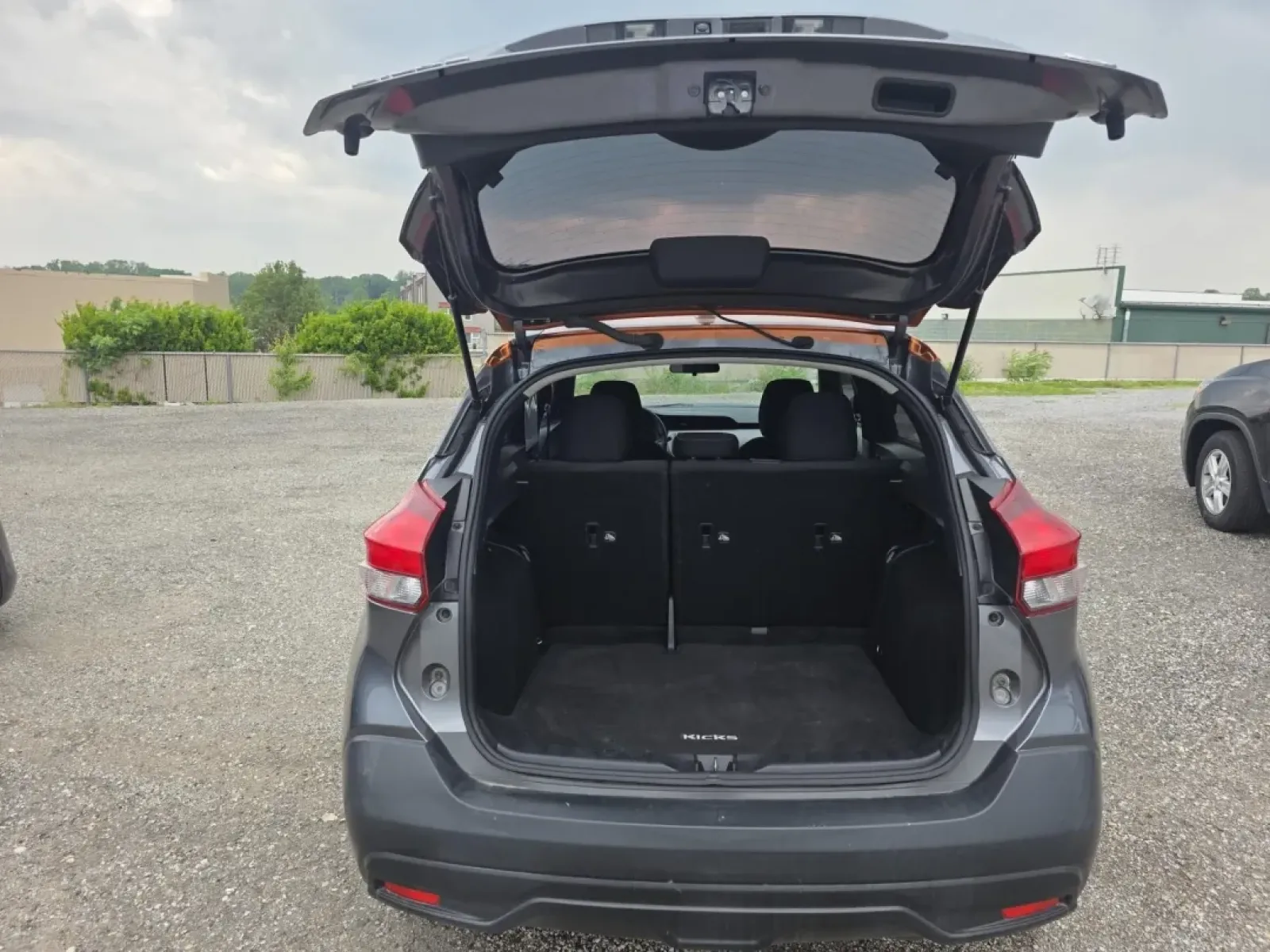 2018 Nissan KICKS SR; S; SV (3N1CP5CU4JL) with an Other engine, located at 15 Petro Dr, Warsaw, IN, 46582, (574) 306-0055, 41.273563, -85.857544 - **Discover Your Adventure with the 2018 Nissan KICKS SR - Perfect for Family Road Trips and Daily Commuting!**<br /> <br /> Are you ready for your next adventure or perhaps a reliable vehicle to tackle those daily commutes? Look no further than the 2018 Nissan KICKS SR, available now at Auto Credit, - Photo#6