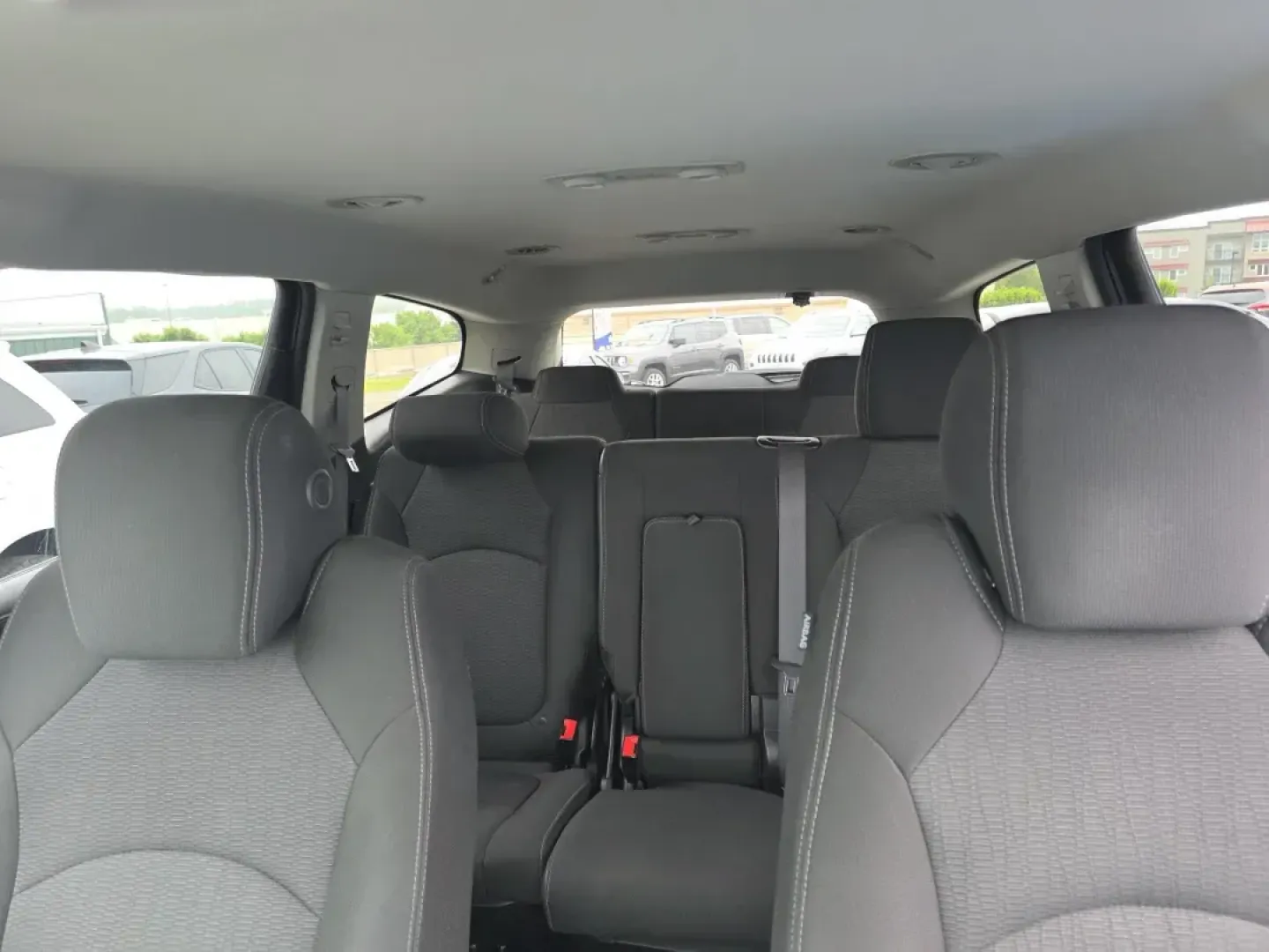 2015 Chevrolet TRAVERSE 1LT (1GNKRGKD2FJ) with an Other engine, located at 15 Petro Dr, Warsaw, IN, 46582, (574) 306-0055, 41.273563, -85.857544 - **Discover the Ideal Family Vehicle: 2015 Chevrolet Traverse 1LT at Auto Credit in Warsaw, IN**<br /> <br /> Are you searching for a family-friendly SUV that effortlessly combines comfort, space, and style? Look no further than the 2015 Chevrolet Traverse 1LT at Auto Credit, located conveniently at - Photo#4