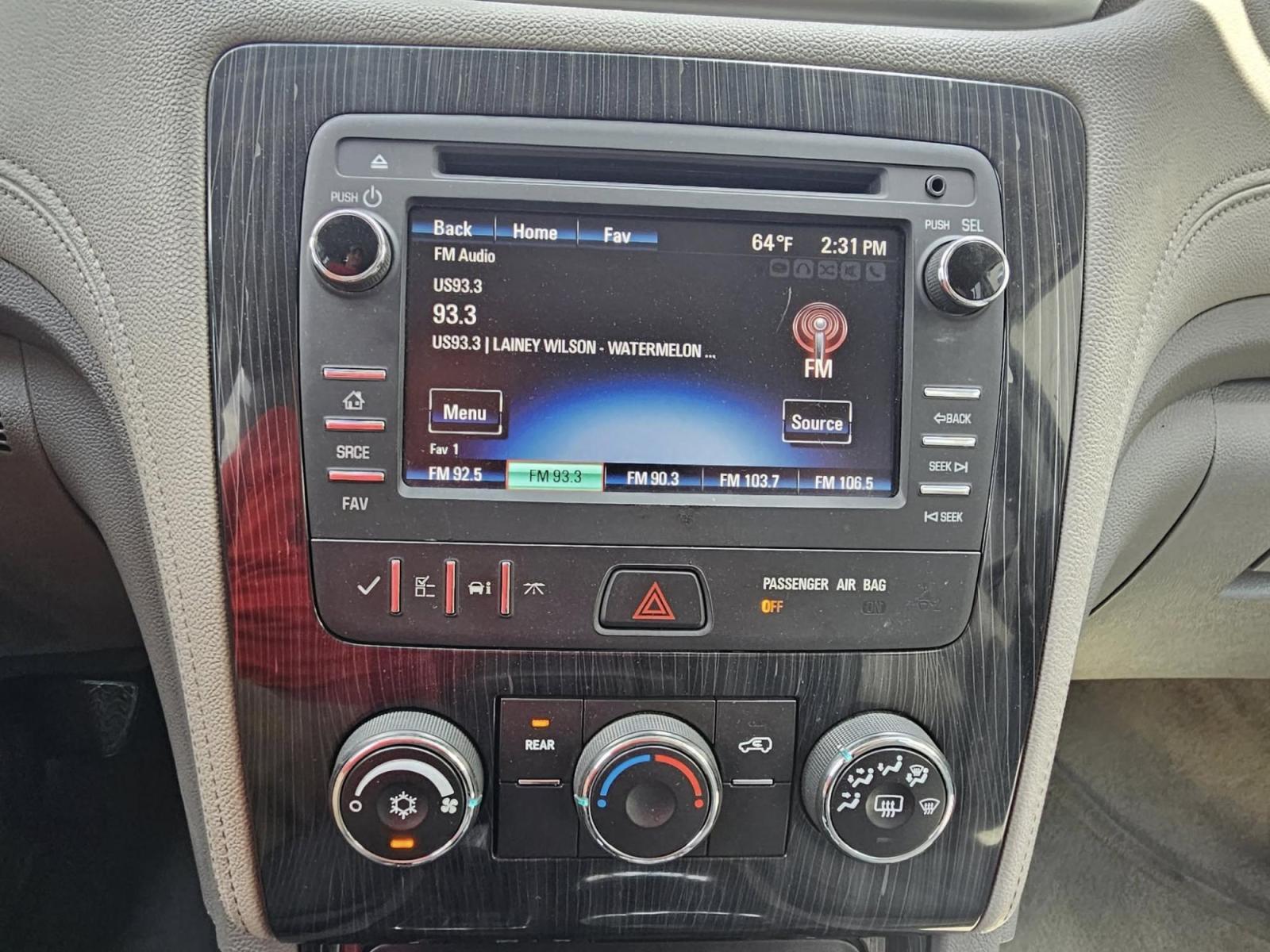 2016 WHITE Chevrolet TRAVERSE 1LT (1GNKVGKD2GJ) with an Other engine, located at 502 South Main Street, Columbia City, IN, 46725, (260) 244-4645, 41.151382, -85.490578 - 2016 Chevrolet TRAVERSE 1LT - Photo#8