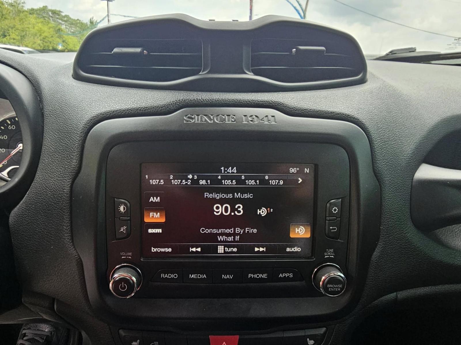 2017 BLACK Jeep Renegade (ZACCJADBXHP) with an Other engine, located at 502 South Main Street, Columbia City, IN, 46725, (260) 244-4645, 41.151382, -85.490578 - **Adventure Awaits with the 2017 Jeep Renegade Perfect for Columbia City Explorers!**<br /> <br /> Are you ready to tackle the open road or navigate Columbia City's charming streets with confidence? Look no further than this 2017 Jeep Renegade, a versatile crossover that's tailor-made for both week - Photo#8
