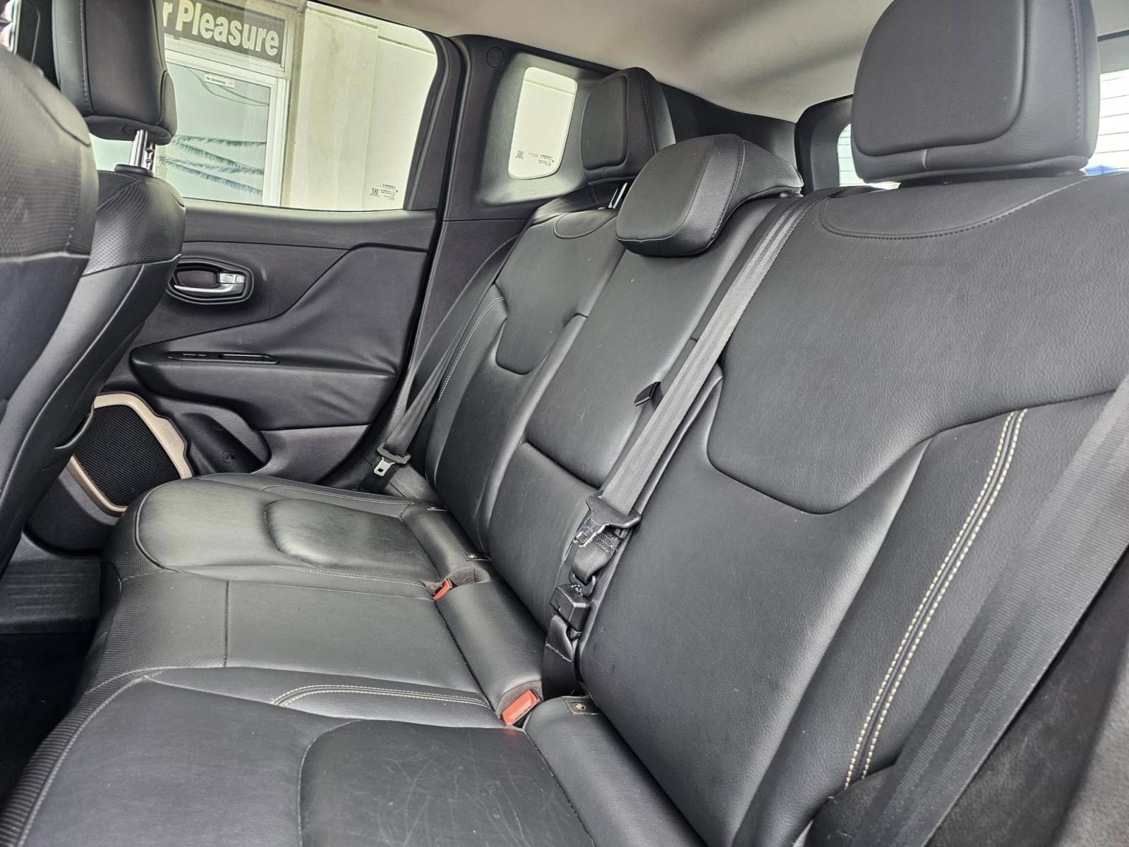 2017 BLACK Jeep Renegade (ZACCJADBXHP) with an Other engine, located at 502 South Main Street, Columbia City, IN, 46725, (260) 244-4645, 41.151382, -85.490578 - **Adventure Awaits with the 2017 Jeep Renegade Perfect for Columbia City Explorers!**<br /> <br /> Are you ready to tackle the open road or navigate Columbia City's charming streets with confidence? Look no further than this 2017 Jeep Renegade, a versatile crossover that's tailor-made for both week - Photo#4